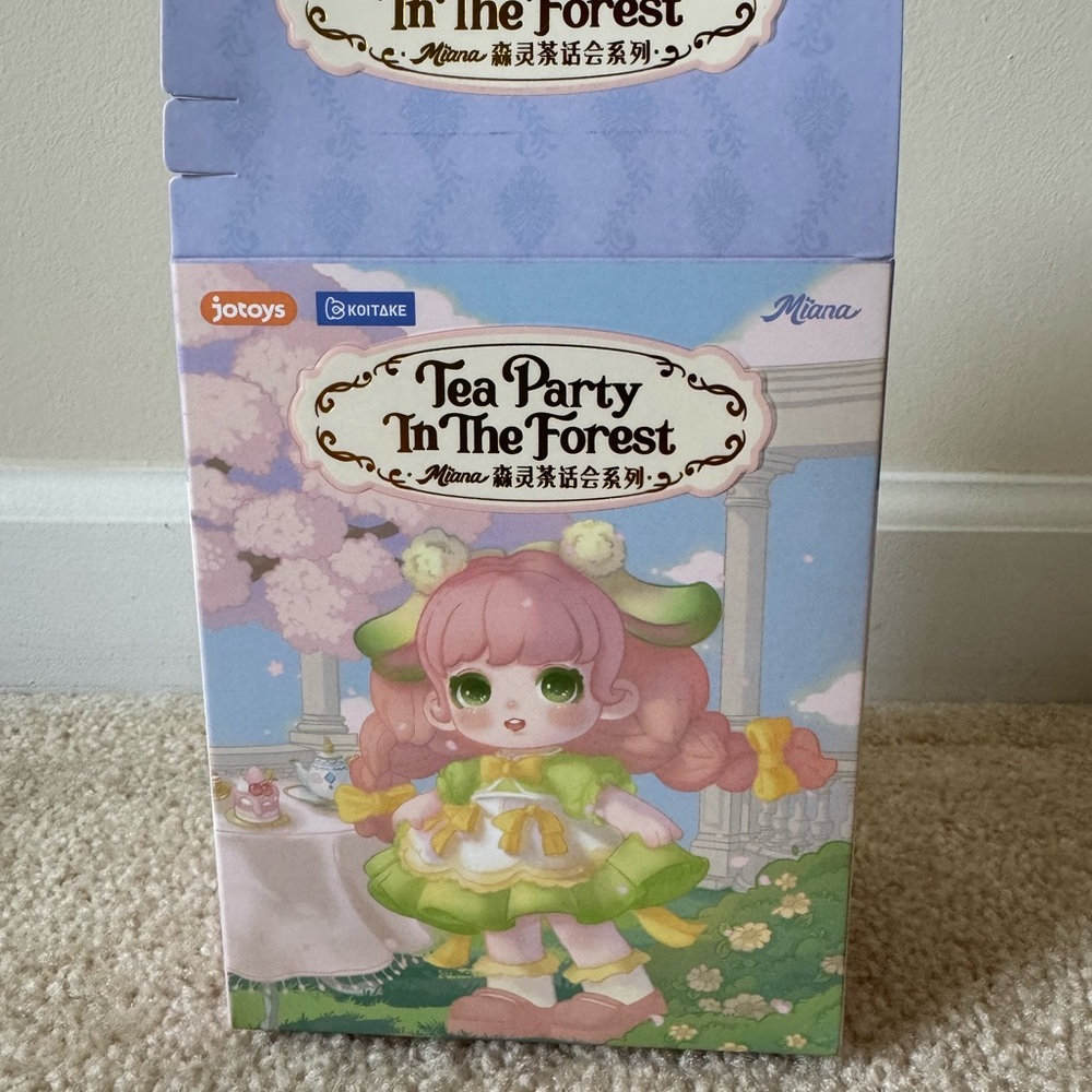 Tea Party In The Forest Doll - Lavender Dress Cheshire Cat - Picture 6 of 6